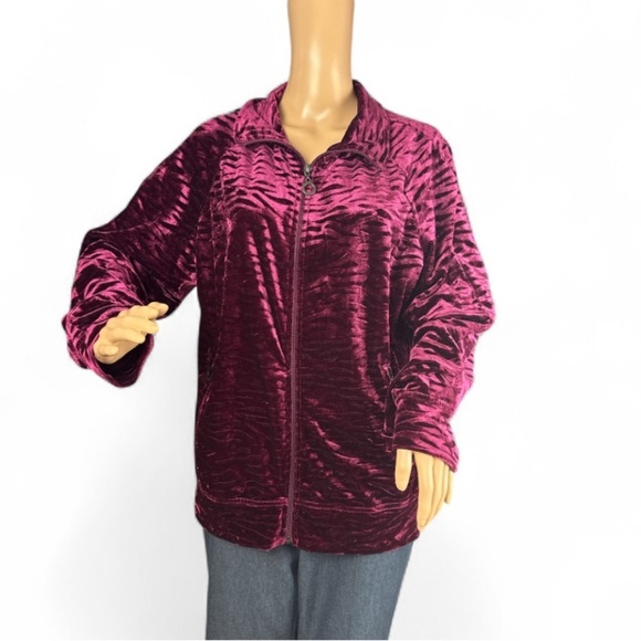 Tickled Pink Jackets & Blazers - Tickled Pink Velvet Burgundy Jacket Size XL
